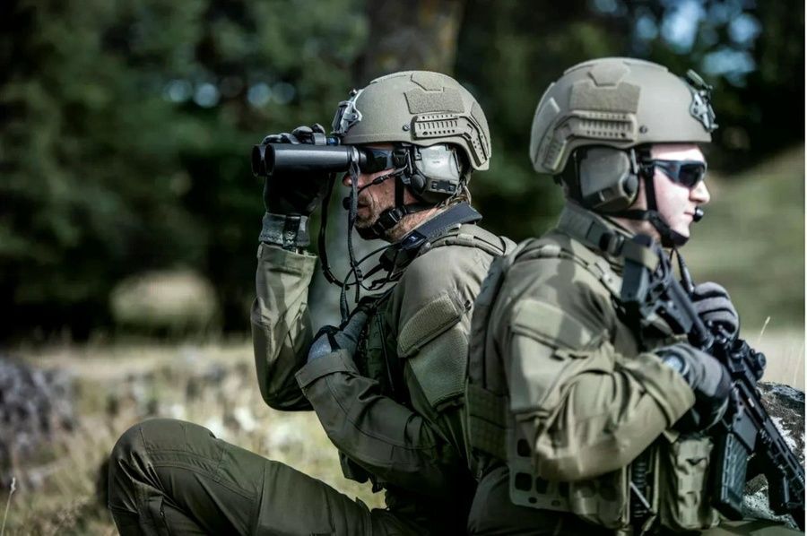 Активные тактические наушники 3M PELTOR ComTac VIII (MT14H418A-86 GN), вертикальные с 1 аудиовыходом 4 контакт NATO и микрофоном фото