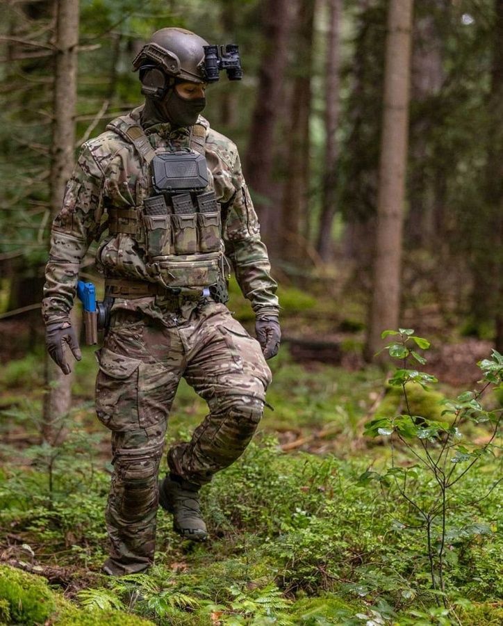 Куртка Carinthia Softshell Jacket Special Forces S Multicam фото