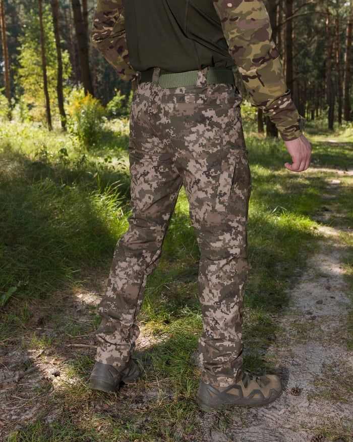 Зимние штаны карго тактические Softshell BEZET Эшелон пиксель фото