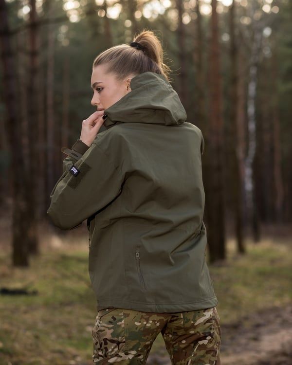 Жіноча куртка вітровка BEZET Protect хакі фото