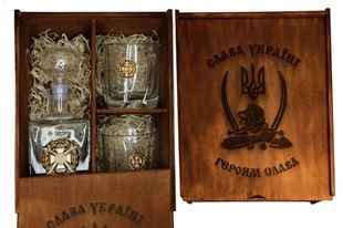 Набір подарунковий 4Profi в коробці з грав. "Слава Україні" Хрест ЗСУ Золото (Граф.500мл + 2ст. 350мл) фото
