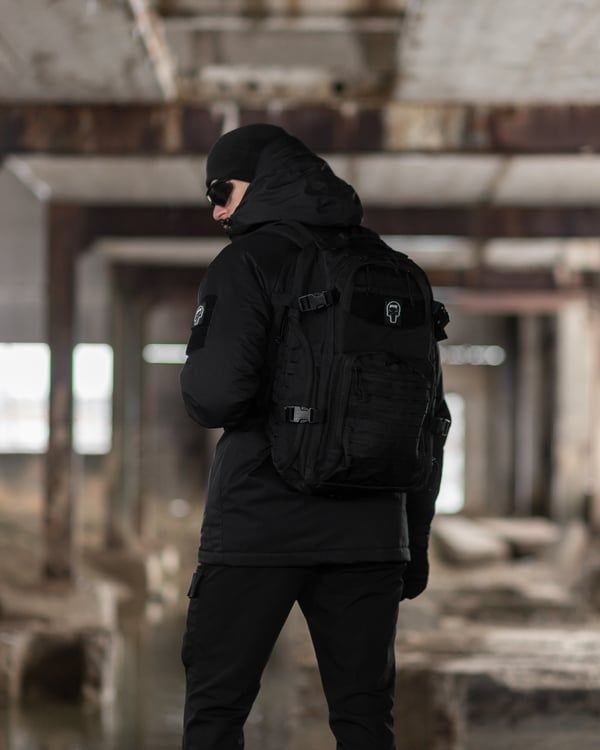Демісезонний військовий комплект (куртка techwear чорний, Штани карго шпигун чорний, Шапка флісова чорний, Рюкзак тактичний Soldier чорний, Рукавиці тактичні Protective чорний, Окуляри тактичні чорний) BEZET фото