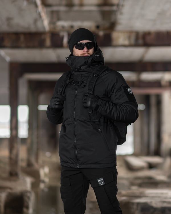 Демісезонний військовий комплект (куртка techwear чорний, Штани карго шпигун чорний, Шапка флісова чорний, Рюкзак тактичний Soldier чорний, Рукавиці тактичні Protective чорний, Окуляри тактичні чорний) BEZET фото