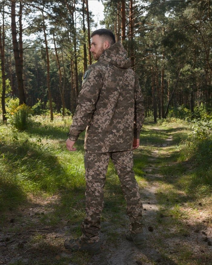 Демисезонный военный комплект (куртка softshell Omega пиксель, Брюки карго тактические softshell эшелон пиксель) BEZET фото