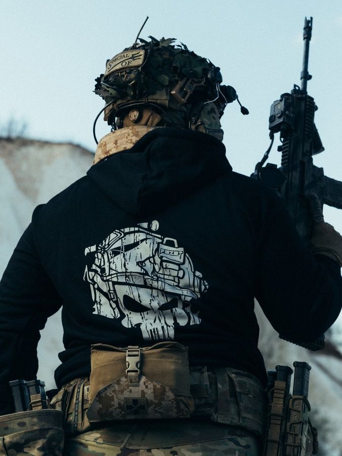 Чоловіче худі Soldier чорний BEZET фото