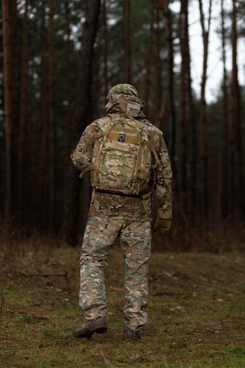 Демісезонний військовий комплект (куртка вітровка тактична shadow мультикам, Штани карго тактичні strike мультикам, Шапка флісова мультикам, Рюкзак тактичний Soldier мультикам, Рукавиці тактичні Protective мультикам) BEZET фото