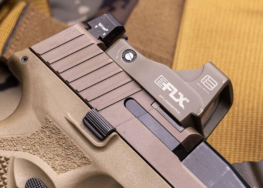 Коліматорний приціл пістолетний EOTech EFLX Mini 6MOA Tan фото