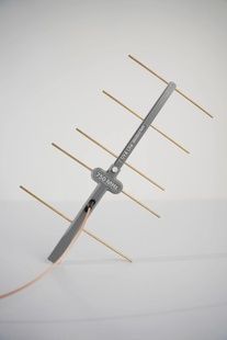 Антена Yagi-Uda Lite 750 фото