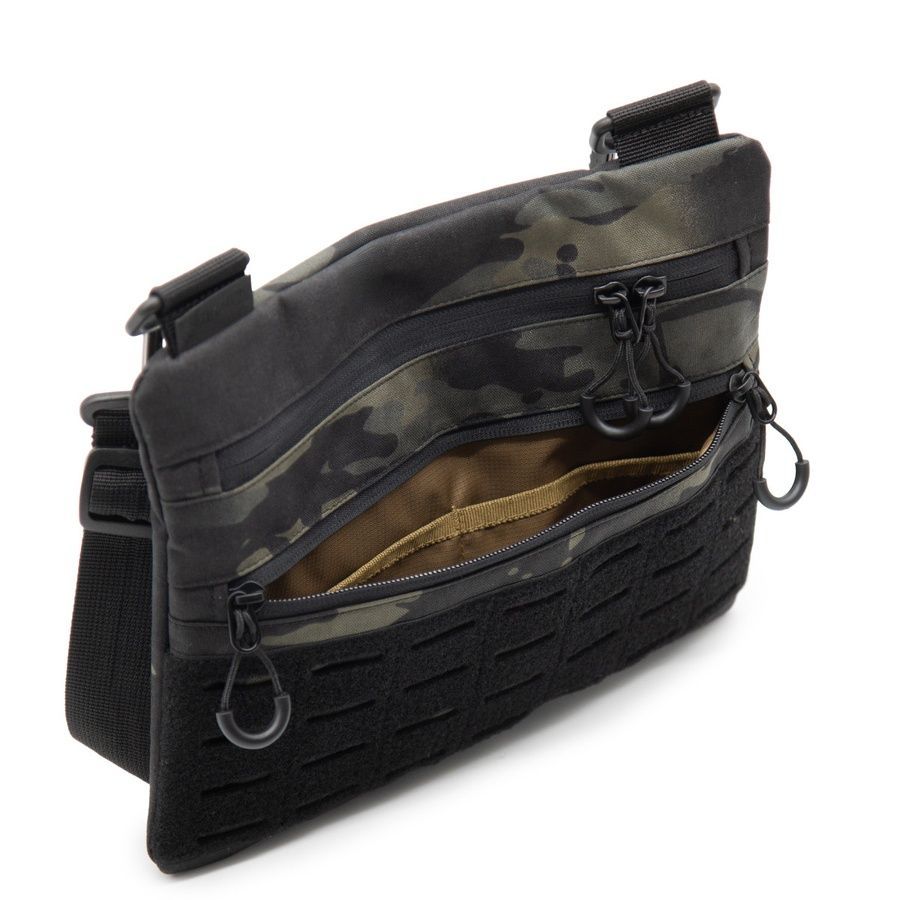 Тактична сумка через плече з патч панеллю для шевронів Cordura Multicam Black HardKit RoKit M фото