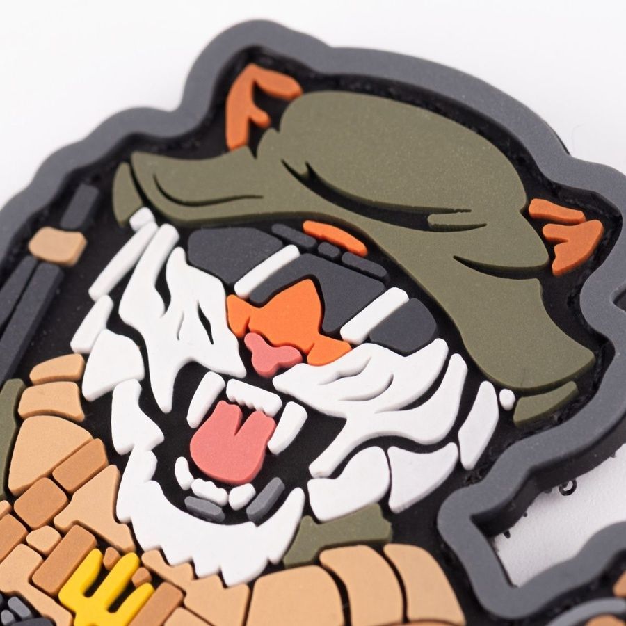 Шеврон Тигр фото