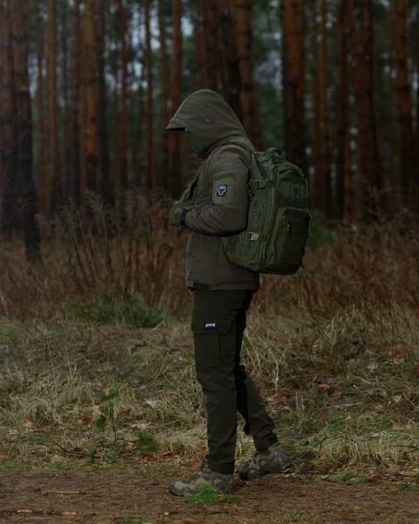 Демисезонный военный комплект (Перчатки тактические Protective хаки, Брюки карго тактические Basic хаки, Куртка Omega хаки, Рюкзак тактический Soldier хаки, Баф хаки) BEZET фото