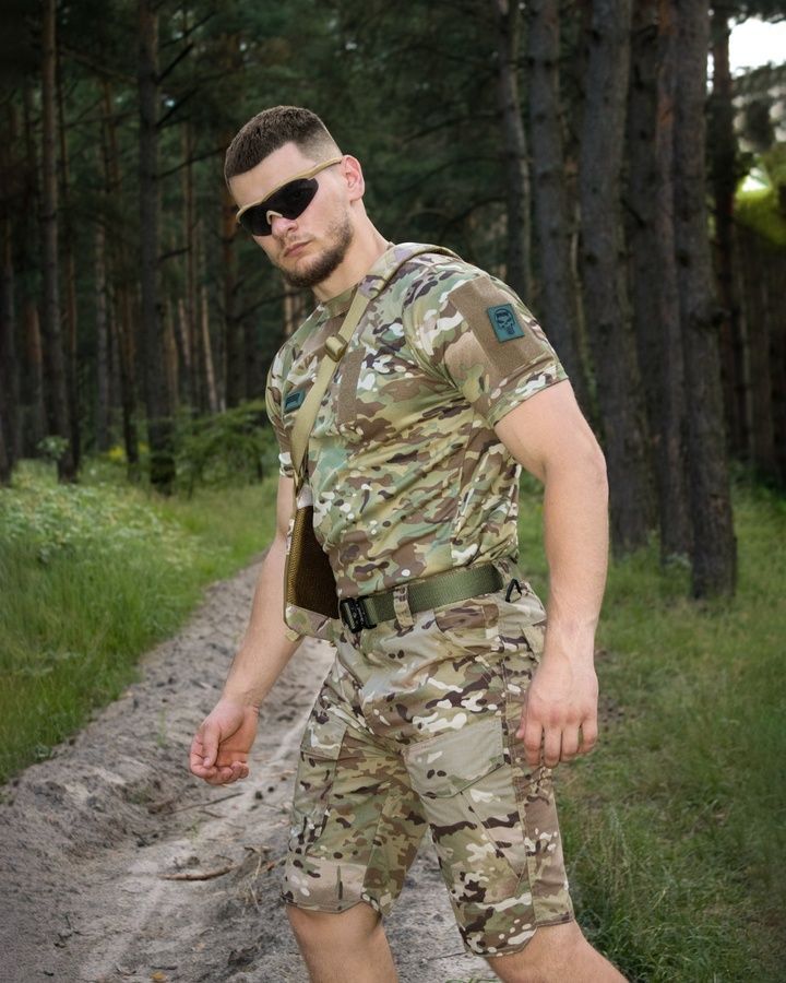 Летний военный комплект (Футболка быстросохнущая тактическая мультикам, шорты карго тактические military мультикам) BEZET фото
