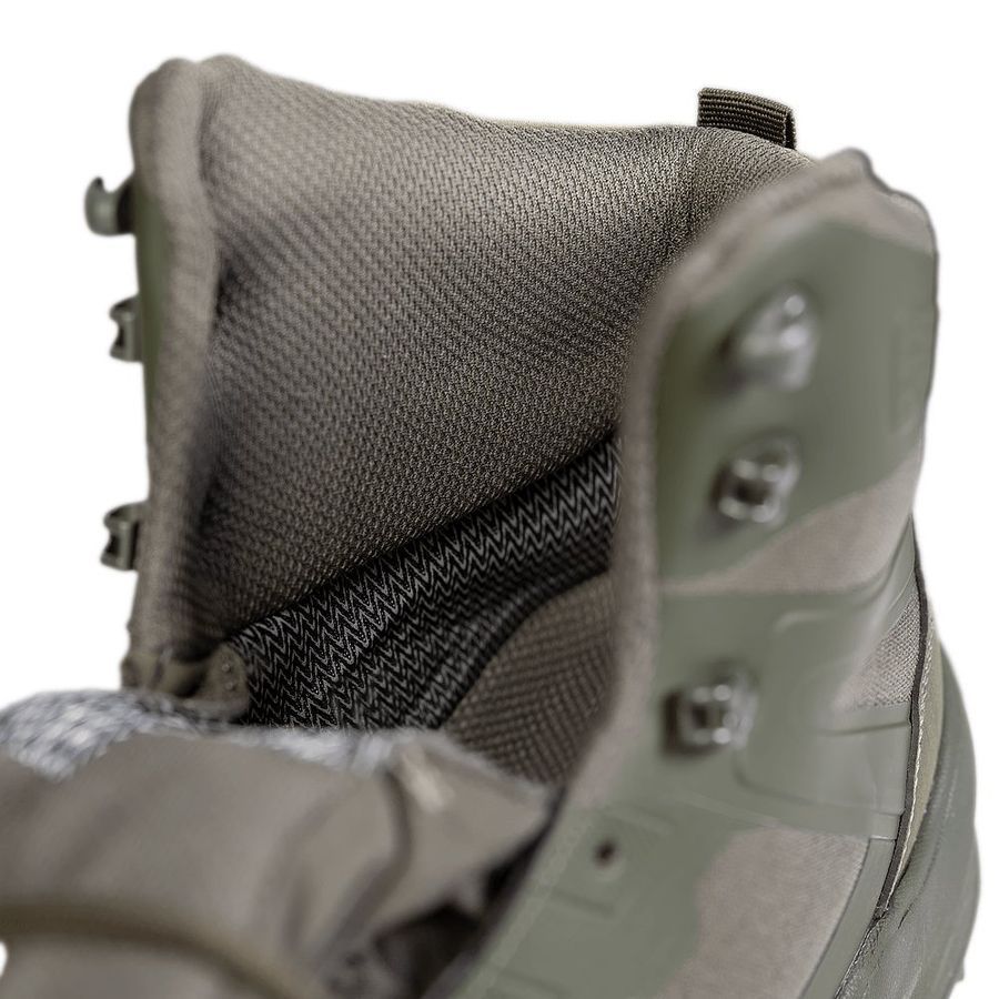 Військові демісезонні кросівки Corett Mid XTerm олива Camotec фото